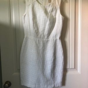 Banana Republic. Size 2.